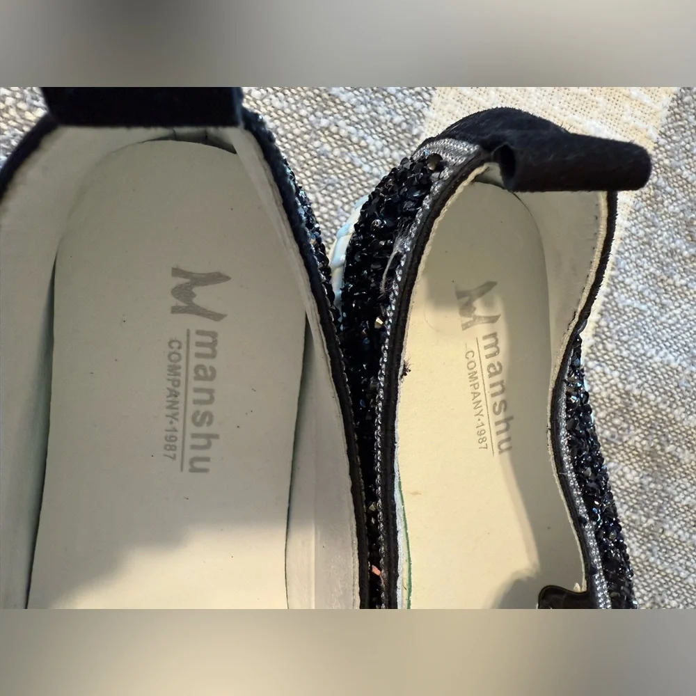 NWOB Manshu Co 1987 Women’s Sz 9/9.5 Black Rhinestone Slip On Shoes Bow